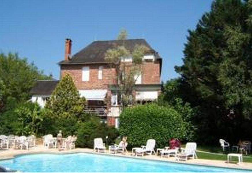 Logishotels Le Relais Du Quercy Meyssac 외부 사진