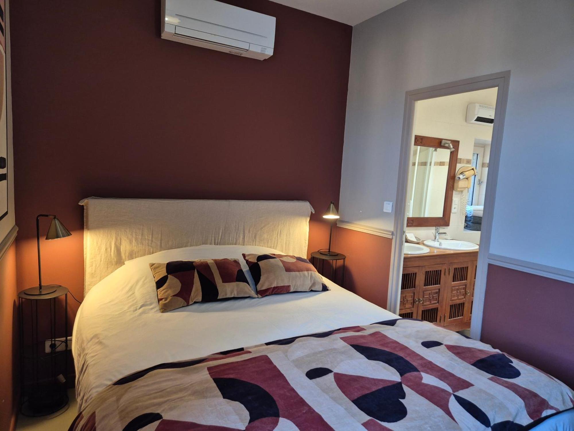 Logishotels Le Relais Du Quercy Meyssac 외부 사진